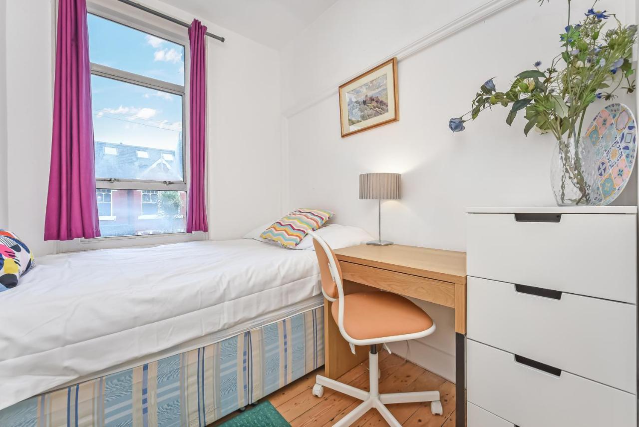 Groves 4 Bedroom, Shepherds Bush London Ngoại thất bức ảnh